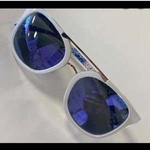 Lilly Pulitzer Sun Glasses